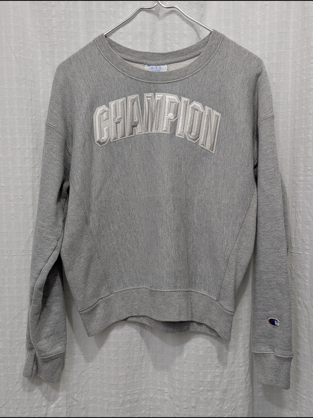 Champion Women's Gray Crewneck Reverse Weave Sweatshirt Medium